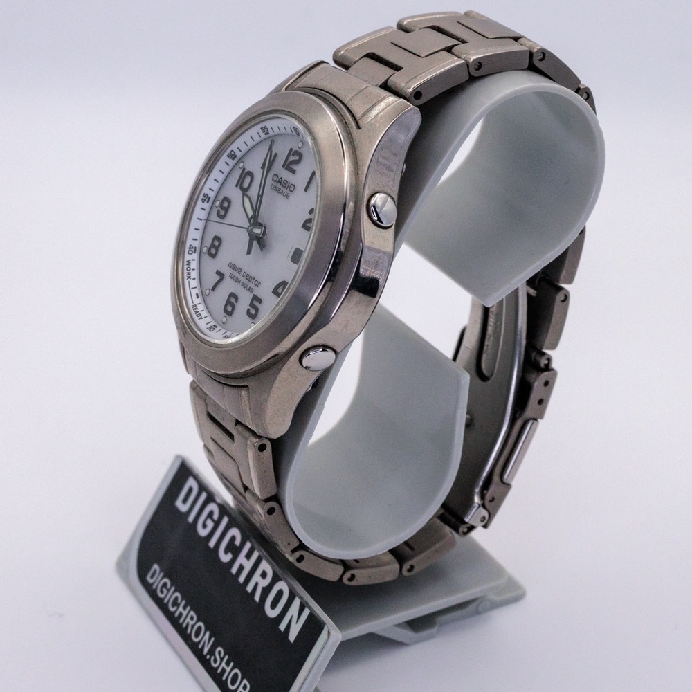 Casio Lineage Solar Radio Wave Titanium Import LIW-100TDJ 40mm Watch - Picture 4 of 6